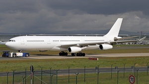 Photo of 9H-SUN - Airbus A340-312 operated by Hi Fly Malta