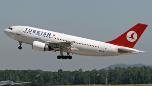 Photo of TC-JCZ - Airbus A310-304 operated by Turkish Airlines