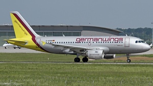 Photo of D-AKNN - Airbus A319-112 operated by Germanwings