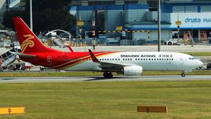Boeing 737-87L