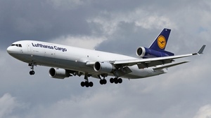 Photo of D-ALCP - McDonnell Douglas MD-11(F) operated by Lufthansa Cargo