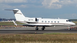 Photo of N677FR - Gulfstream GIV-SP operated by Private
