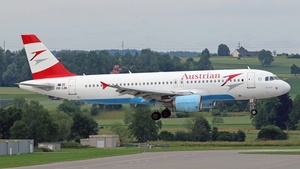 Photo of OE-LBI - Airbus A320-214 operated by Austrian Airlines