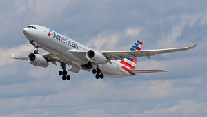 Photo of N281AY - Airbus A330-243 operated by American Airlines