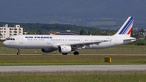 Photo of F-GTAU - Airbus A321-212 operated by Air France