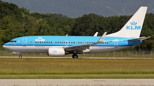 Photo of PH-BGD - Boeing 737-7K2 operated by KLM Royal Dutch Airlines