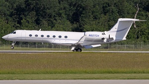 Photo of N607CH - Gulfstream GV-SP (G550) operated by JPMorgan Chase