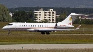 Photo of HB-JGH - Bombardier Global Express XRS operated by Comlux Aviation