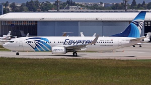 Photo of SU-GDA - Boeing 737-866 operated by Egyptair