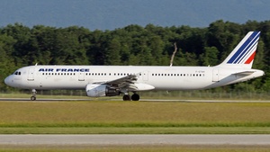 Photo of F-GTAH - Airbus A321-211 operated by Air France