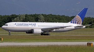 Photo of N67157 - Boeing 767-224(ER) operated by Continental Airlines