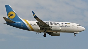 Photo of UR-GAT - Boeing 737-528 operated by Ukraine International Airlines