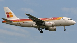 Photo of EC-HKO - Airbus A319-111 operated by Iberia