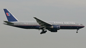 Photo of N798UA - Boeing 777-222(ER) operated by United Airlines