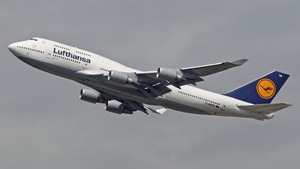 Photo of D-ABTK - Boeing 747-430 operated by Lufthansa