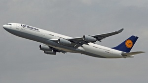 Photo of D-AIGD - Airbus A340-311 operated by Lufthansa