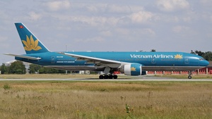 Photo of VN-A146 - Boeing 777-26K(ER) operated by Vietnam Airlines