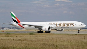 Photo of A6-ECH - Boeing 777-31H(ER) operated by Emirates