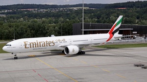 Photo of A6-ECV - Boeing 777-31H(ER) operated by Emirates