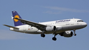 Photo of D-AILM - Airbus A319-114 operated by Lufthansa
