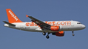 Photo of G-EZBX - Airbus A319-111 operated by easyJet