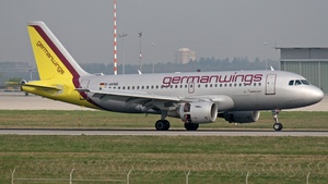 Photo of D-AKNQ - Airbus A319-112 operated by Germanwings