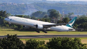 Photo of B-HNU - Boeing 777-31H operated by Cathay Pacific Airways