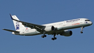 Photo of TC-SNC - Boeing 757-2Q8 operated by SunExpress