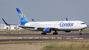 Photo of D-ABUF - Boeing 767-330(ER) operated by Condor