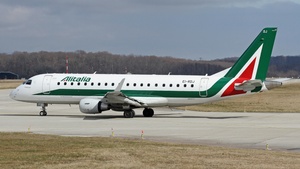 Photo of EI-RDJ - Embraer ERJ-175STD operated by Alitalia CityLiner