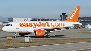Photo of G-EZGD - Airbus A319-111 operated by easyJet