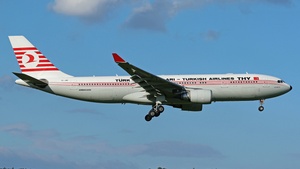 Photo of TC-JNC - Airbus A330-203 operated by Turkish Airlines