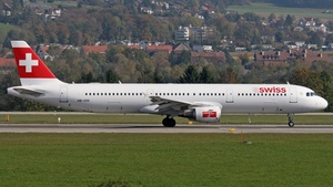 Photo of HB-IOD - Airbus A321-111 operated by Swiss International Air Lines