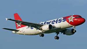 Photo of HB-IHZ - Airbus A320-214 operated by Edelweiss Air