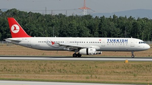 Photo of TC-JRJ - Airbus A321-231 operated by Turkish Airlines
