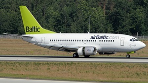 Photo of YL-BBQ - Boeing 737-522 operated by airBaltic