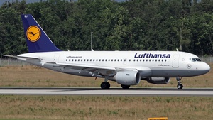 Photo of D-AIBJ - Airbus A319-112 operated by Lufthansa