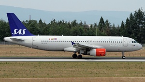 Photo of SE-RJF - Airbus A320-232 operated by SAS Scandinavian Airlines