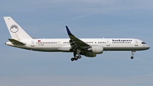 Photo of TC-SNB - Boeing 757-2Q8 operated by SunExpress