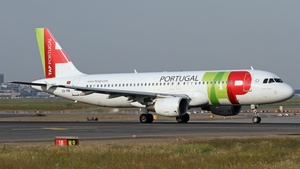 Photo of CS-TNI - Airbus A320-214 operated by TAP Air Portugal