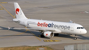 Photo of EI-LIS - Airbus A320-214 operated by Belle Air Europe