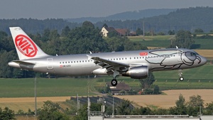 Photo of OE-LEG - Airbus A320-214 operated by Niki