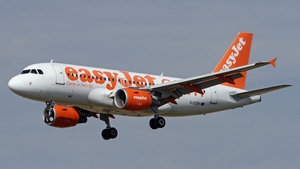 Photo of G-EZBV - Airbus A319-111 operated by easyJet