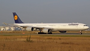 Photo of D-AIHB - Airbus A340-642 operated by Lufthansa