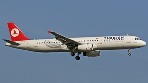 Photo of TC-JRA - Airbus A321-231 operated by Turkish Airlines