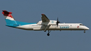 Photo of LX-LGD - Bombardier DHC-8-402 Dash 8 Q400 operated by Luxair