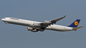 Photo of D-AIHF - Airbus A340-642 operated by Lufthansa
