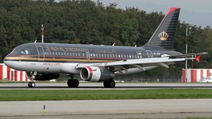 Photo of JY-AYM - Airbus A319-132 operated by Royal Jordanian Airlines