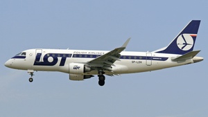 Photo of SP-LDH - Embraer ERJ-170LR operated by LOT Polish Airlines