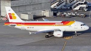 Photo of EC-LEI - Airbus A319-111 operated by Iberia